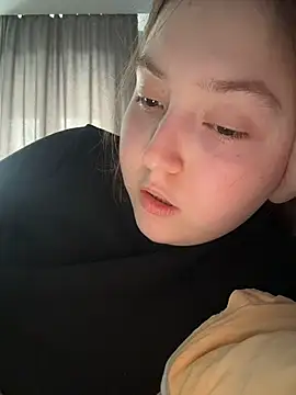 benwithholly - BenwithHolly's free webcam - UK Sex Cams