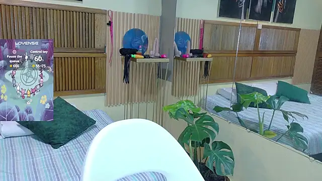 Eli666uwu webcam