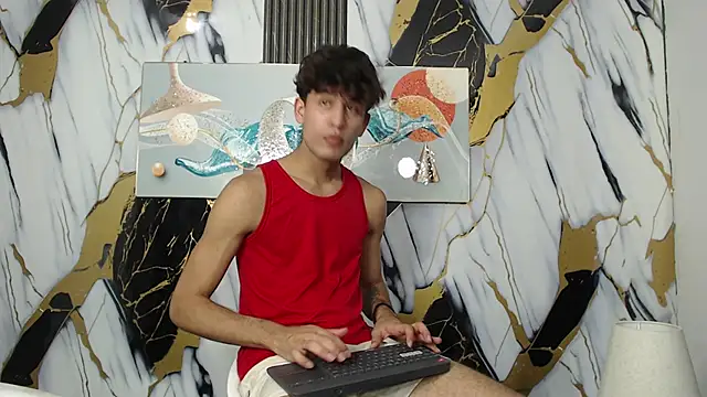 PRETTY_COCK1 webcam