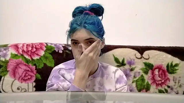 GrungyWhimsy webcam