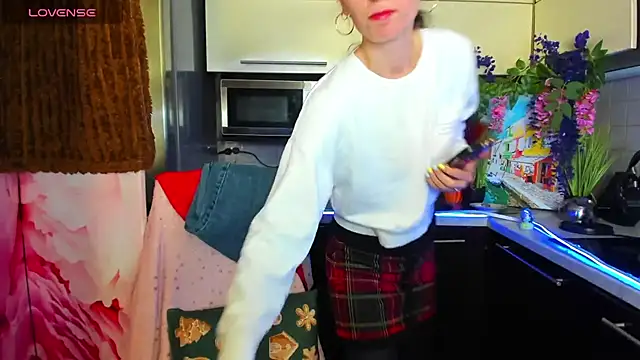 TayanaJons webcam