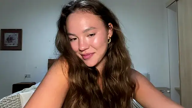 kamila_18_french webcam
