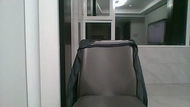 nole_china7 (Ask my age) - talk / fun / cum