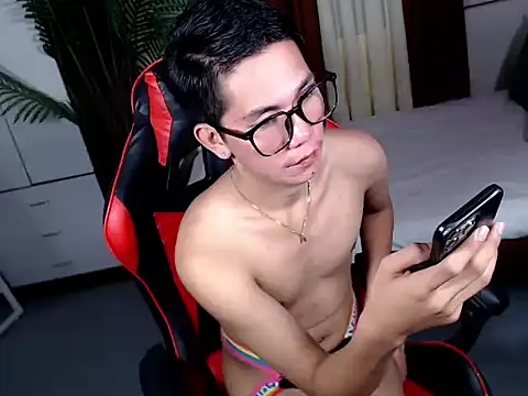 drinkmycumx webcam