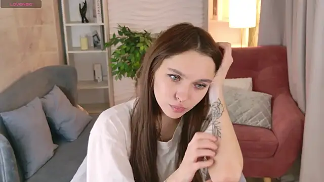 ChloeSunny webcam