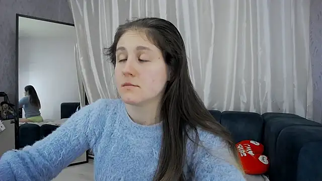 Holliy_Cooper webcam