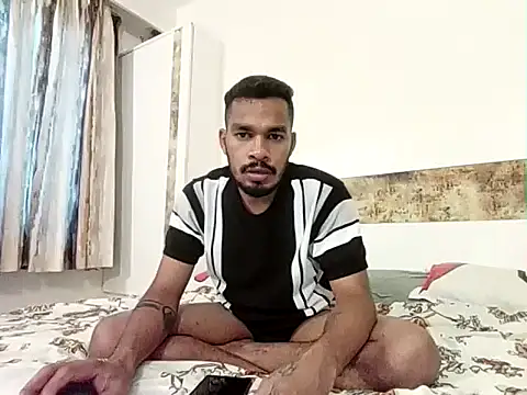 Desihotboy990 webcam