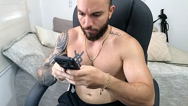 Isaac_Carter webcam