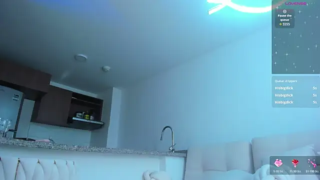 Michelle_Ferrerr webcam