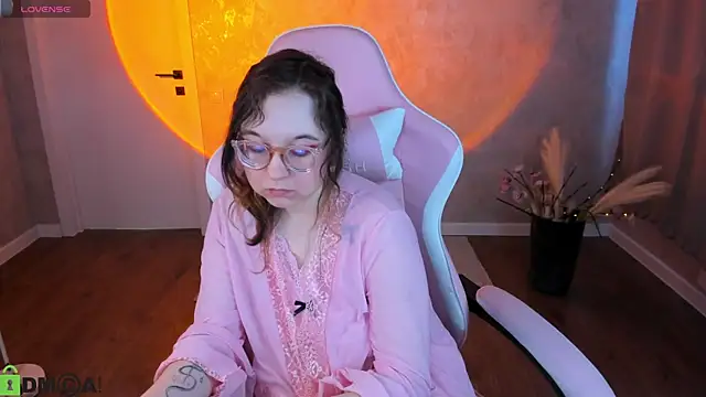 Aleks-caster webcam