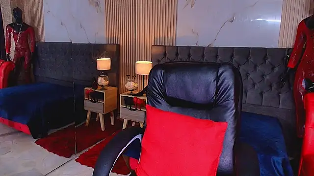 ZafiraVelvet webcam