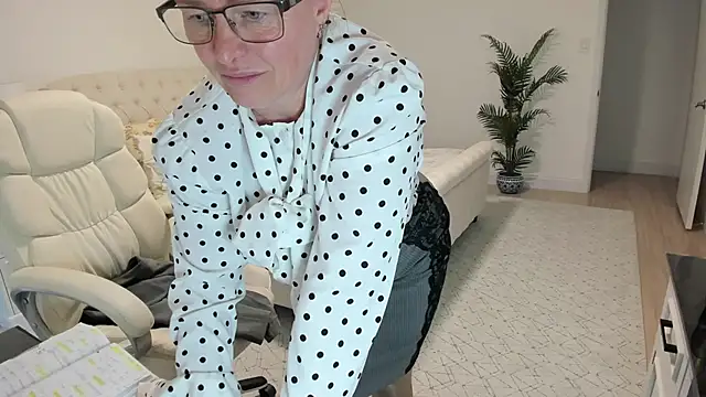 Vika73 webcam