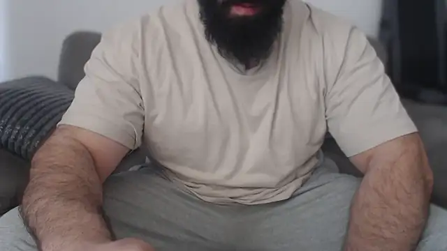 hugemachohandsome