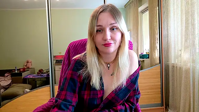 Hotty_Evochka webcam