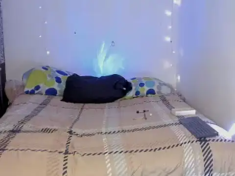 chloe_kisses webcam