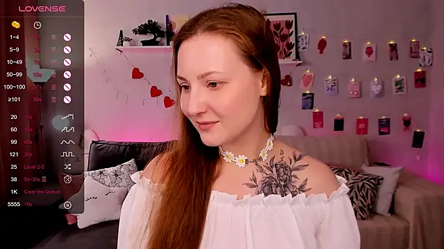 velvet_cherry_ webcam