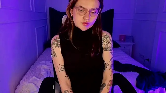 sashaglow_ webcam