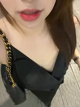 Queen-of-Love Stripchat cam model