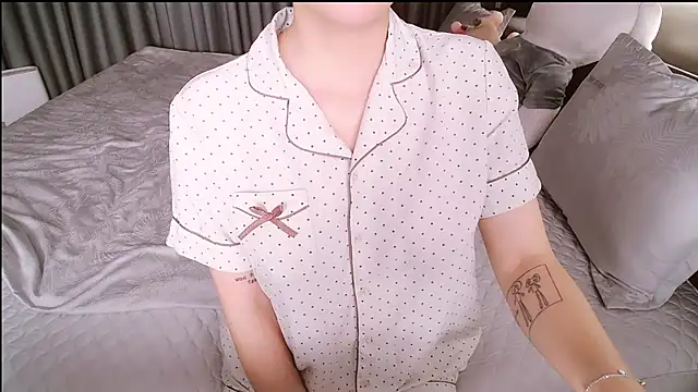 SungkyunnKwan - Stripchat Cam Model