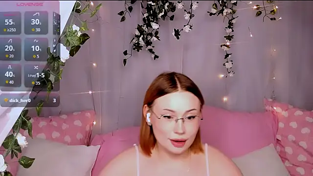 Tina_Walker webcam