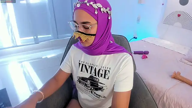 LaylaTemptMe webcam