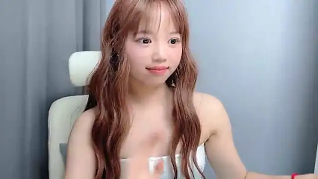 美女TwinXXyan在线直播