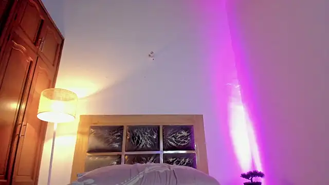 Zoe_sky1 webcam