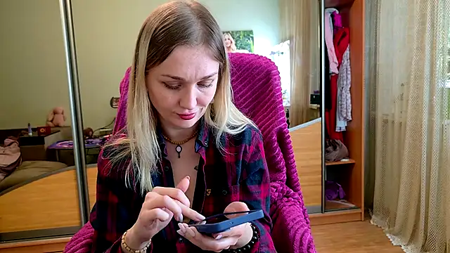 Hotty_Evochka webcam