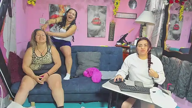 lesbiancuple webcam