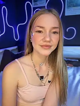 MilaMoone webcam