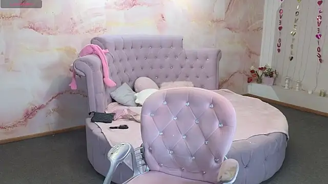 Penelope_Pinky webcam