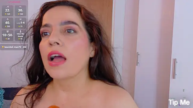 miiaa_collins_ webcam