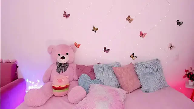 Zara_uwu_ webcam