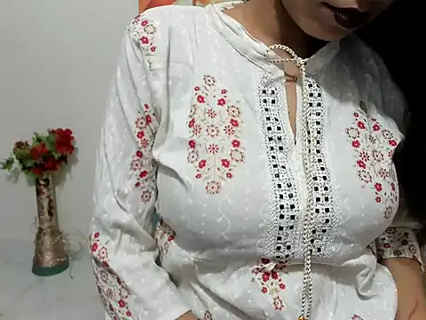 evaaelfiee webcam