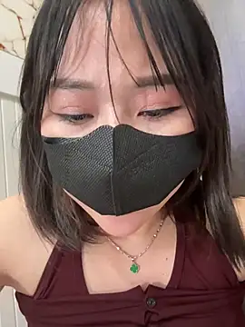 Emily-Nguyen webcam