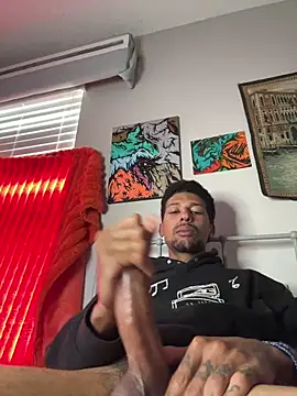 BigPrettyDick777 webcam