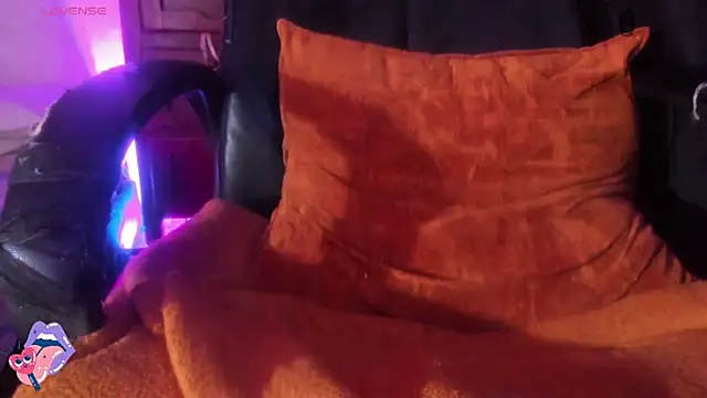 ghostwomaan webcam