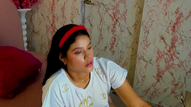 Divine_Ela webcam