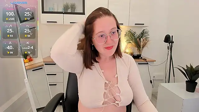Charmy_Gracy webcam