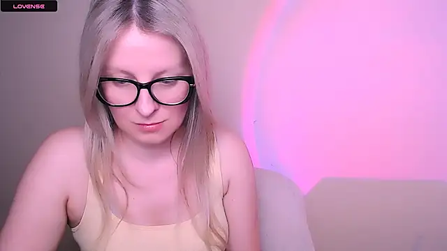 annepeach - AnnePeach's free webcam - UK Sex Cams