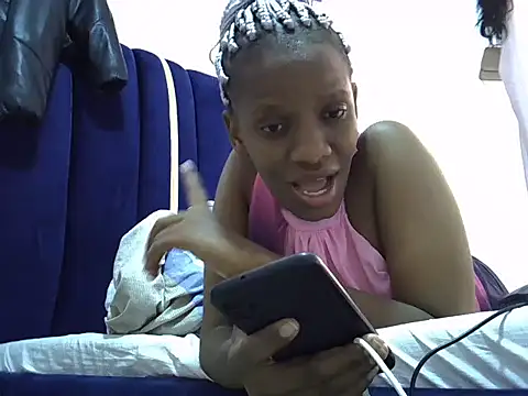 prettybeee webcam