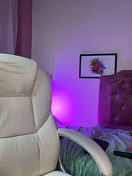 Selenee23 webcam