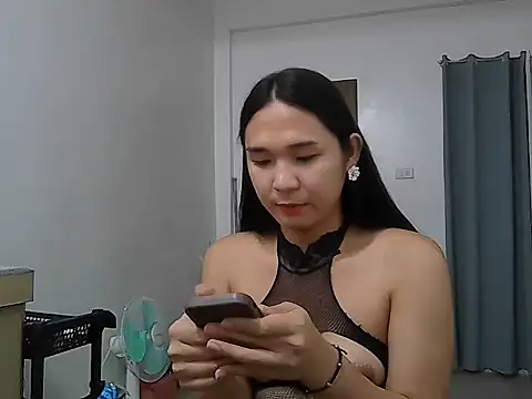 cumslut_selena69 webcam