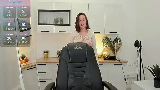 Charmy_Gracy webcam