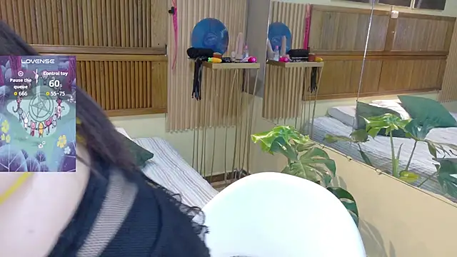 Eli666uwu webcam