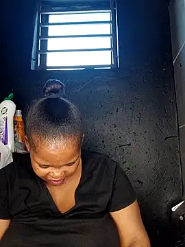 Ms__JOJO webcam