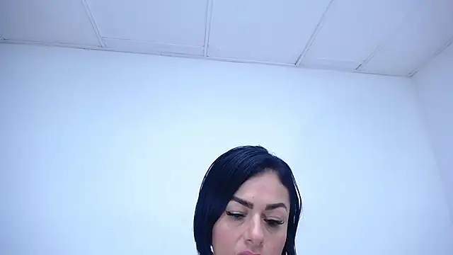 LindaKardi webcam