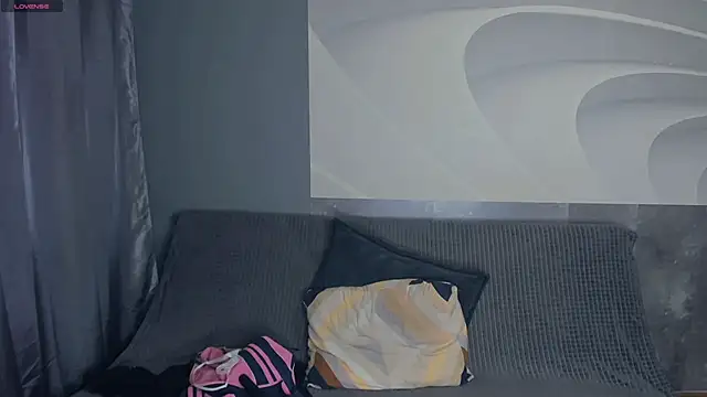 TarynPalek webcam