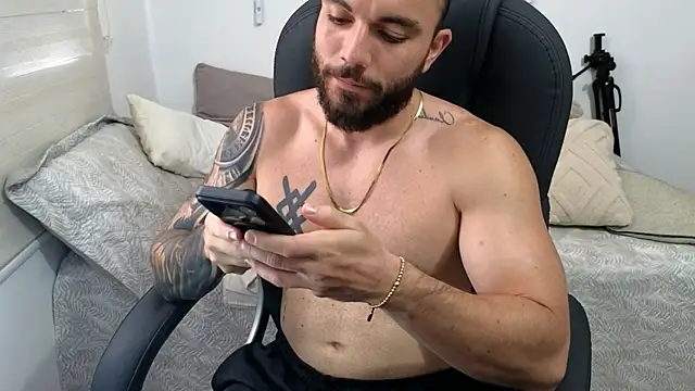 Isaac_Carter webcam