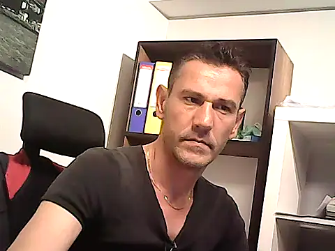mastercharisma35 webcam